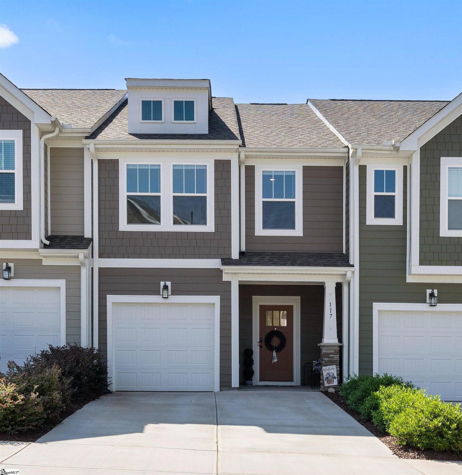 Property Photo:  117 Shager Place  SC 29690 