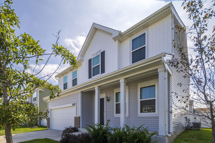 Property Photo:  6591 Monda Avenue  IN 46368 