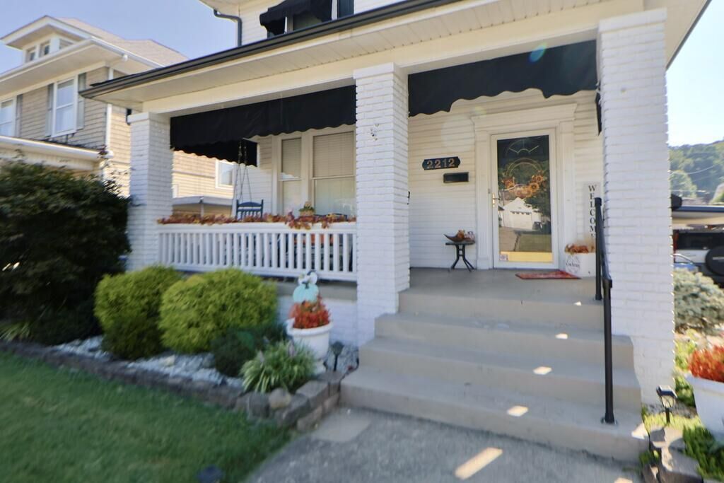 Property Photo:  2212 Grandview Avenue  OH 45662 