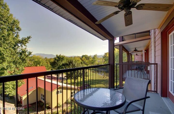 Property Photo:  527 River Place Way Unit 524  TN 37862 