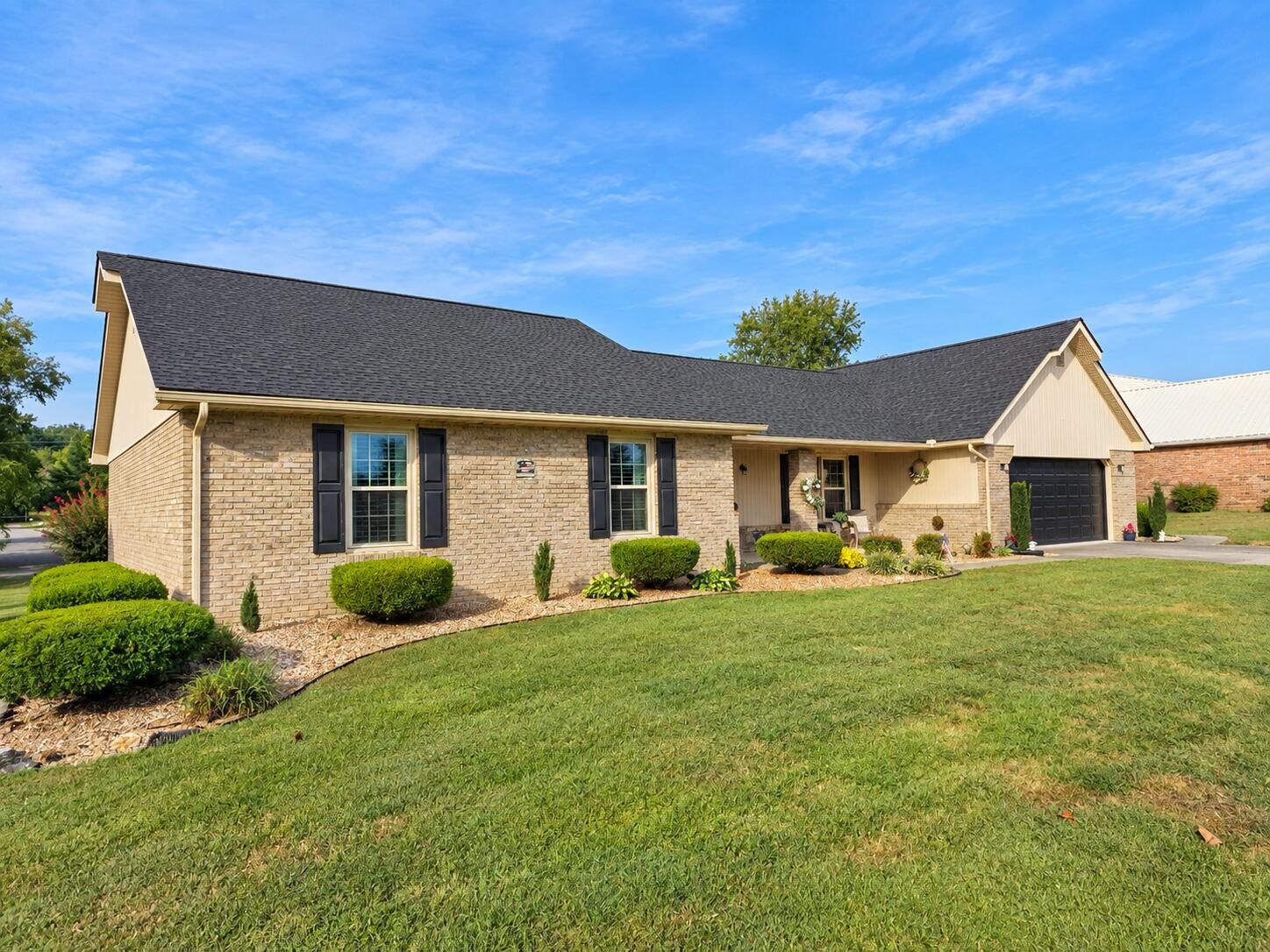 Property Photo:  409 Summer Hill Drive  KY 42503 