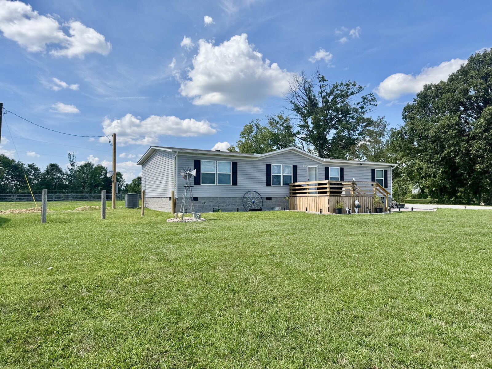 Property Photo: 960 Charlie Norris Road KY 40475