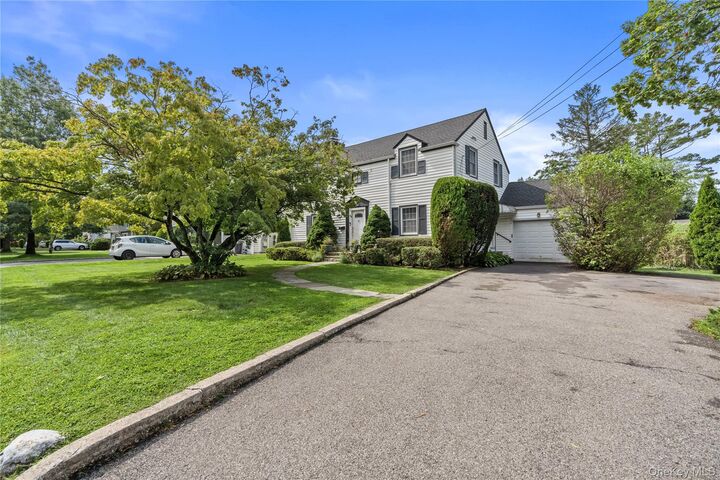 Property Photo:  136 Wilmot Circle  NY 10583 