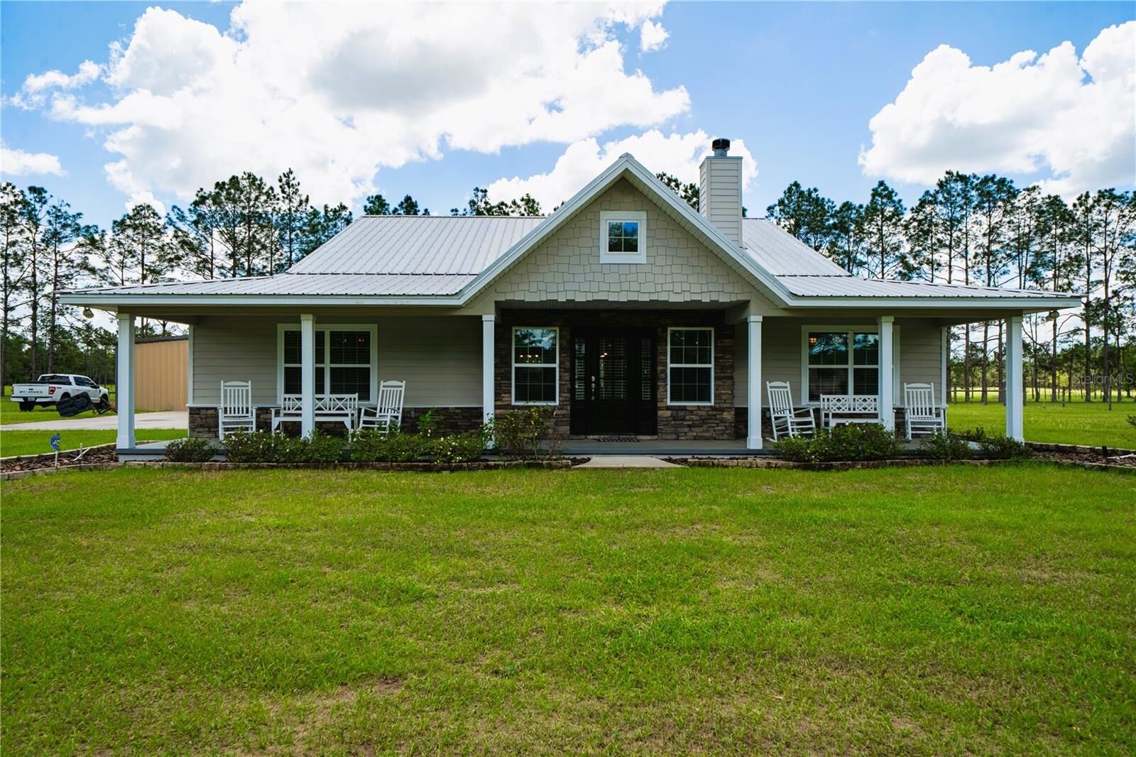 Property Photo:  4639 SW Wilson Springs Road  FL 32038 