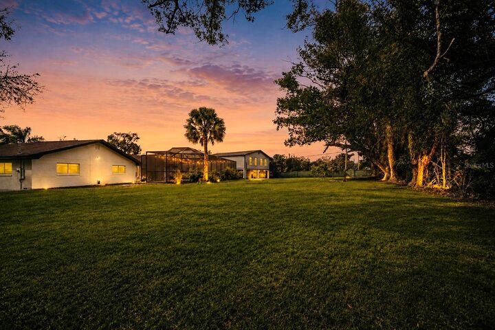Property Photo:  20 2nd Avenue SE  FL 33549 