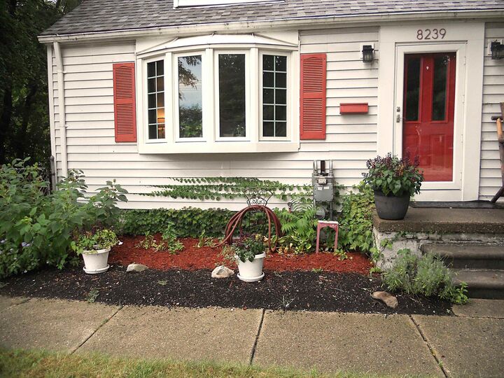 Property Photo: 8239 Garbor Drive MI 48093
