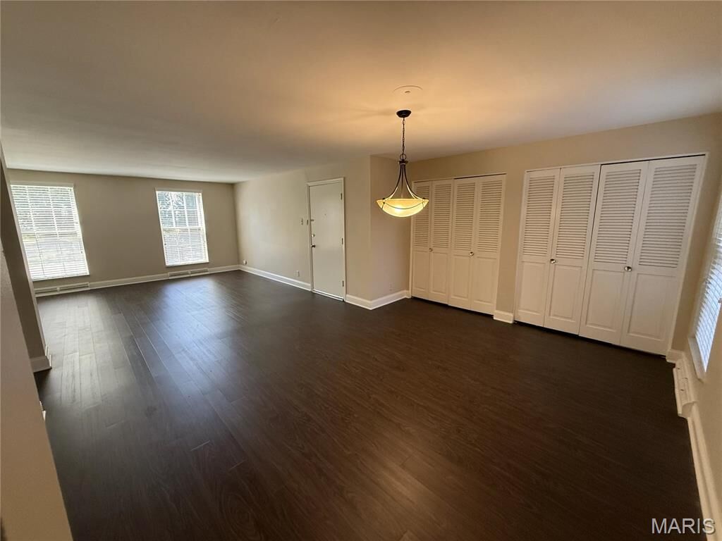 Property Photo:  1130 S Mason Road  MO 63131 