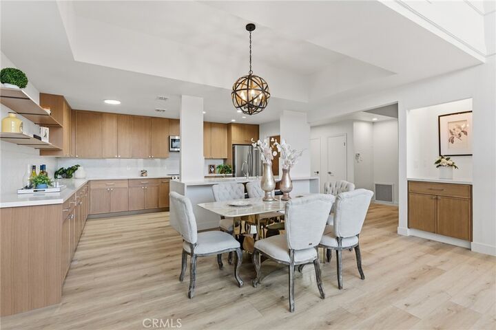 Property Photo:  1880 Veteran Avenue 306  CA 90025 