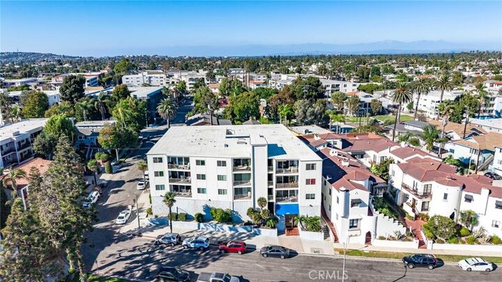 Property Photo:  3707 E Livingston 306  CA 90803 