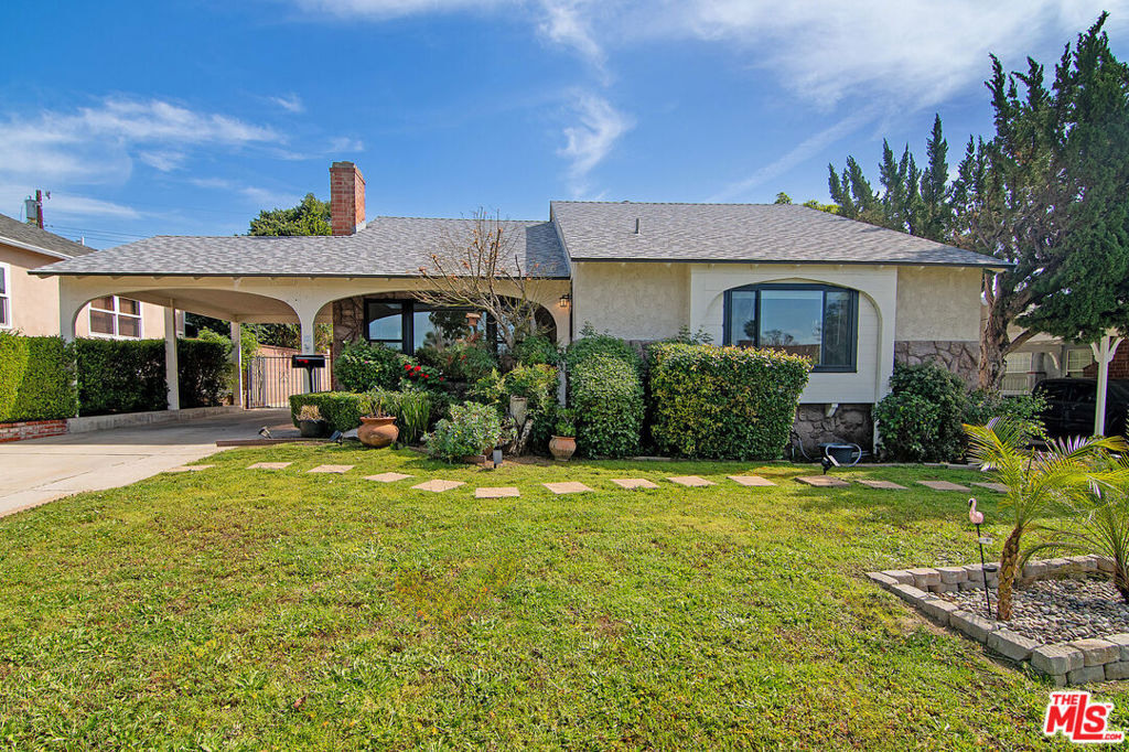 Property Photo:  414 University Avenue  CA 91504 