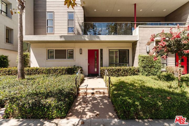 Property Photo:  12765 Bluff Creek Drive 1  CA 90094 