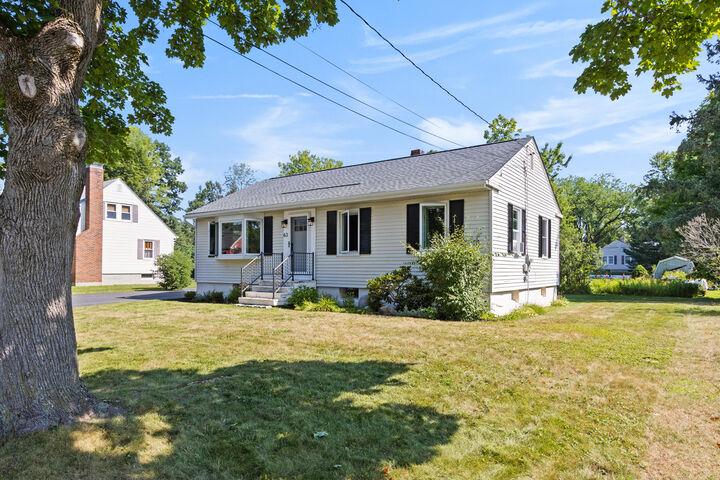 Property Photo:  63 Hennessy Drive  ME 04103 