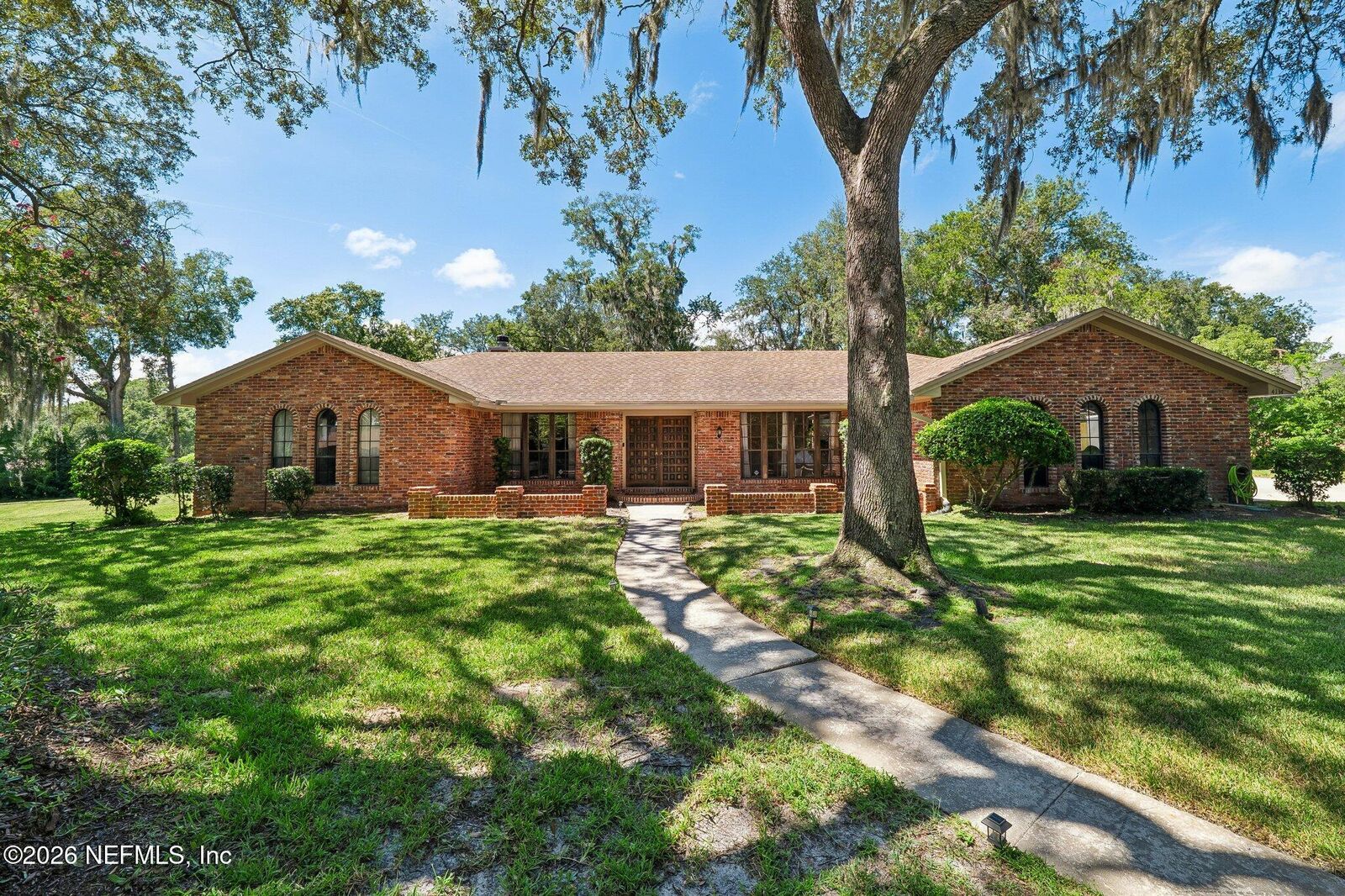 Property Photo:  4134 Whispering Oaks Drive E  FL 32277 