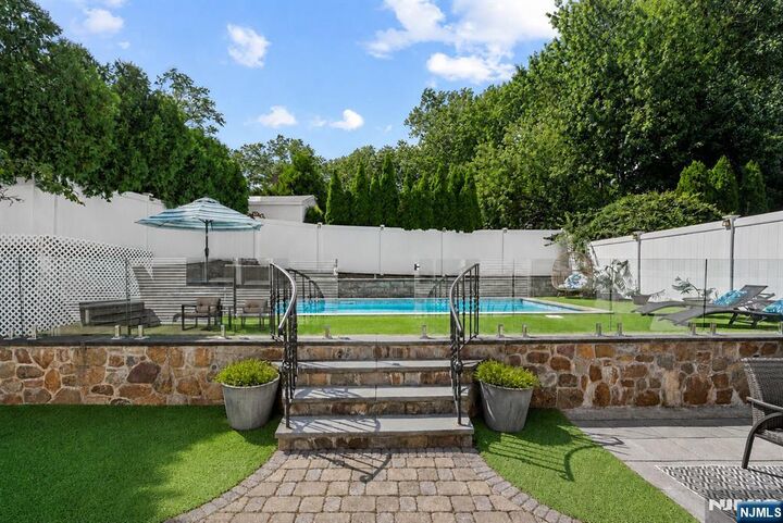 Property Photo:  15 Edison Avenue  NJ 07110 
