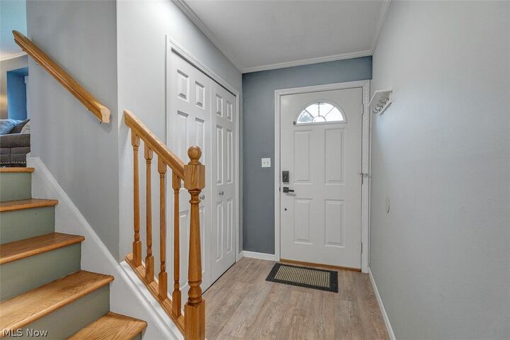 Property Photo:  8902 Lincolnshire Boulevard  OH 44149 