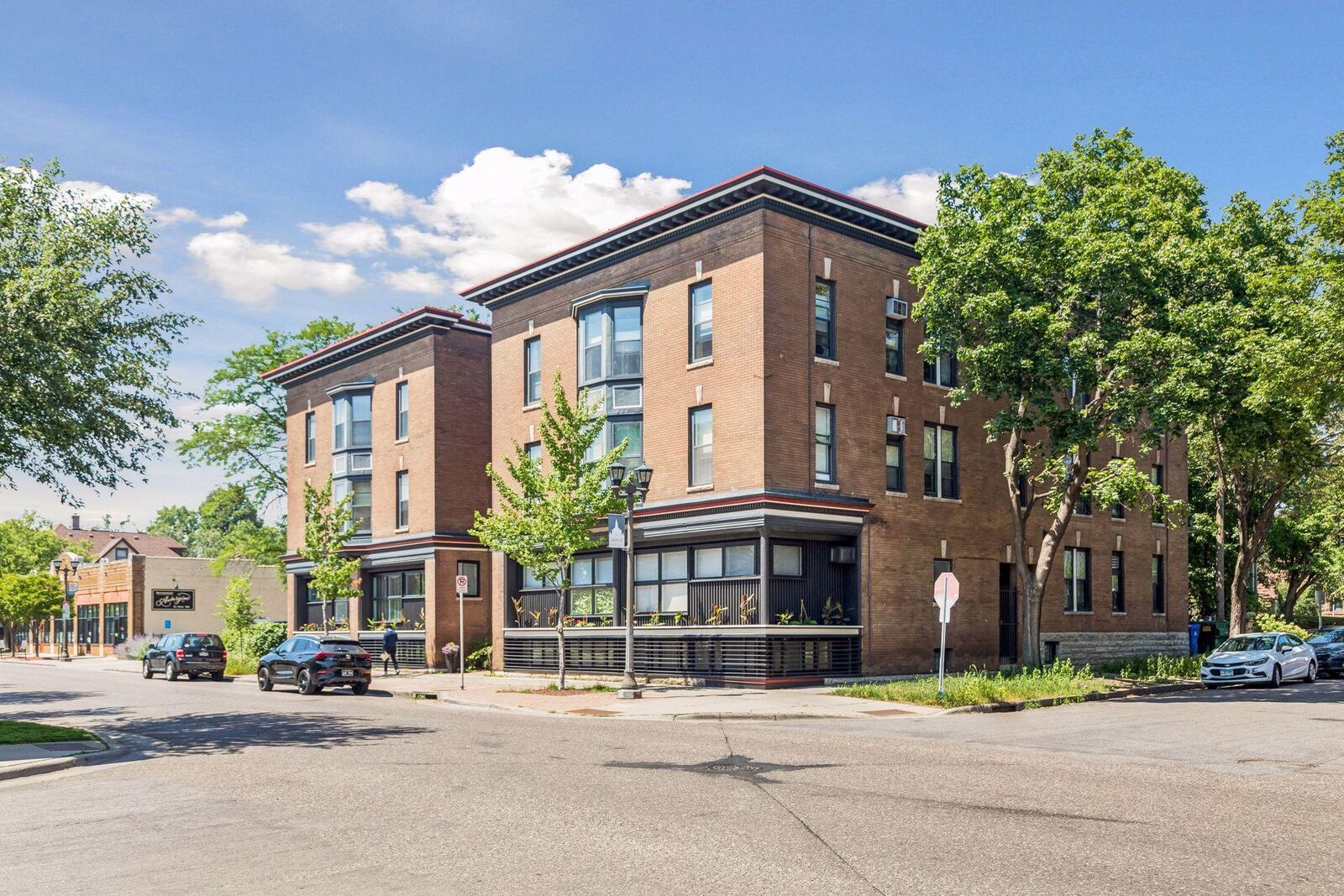 Property Photo: 505 Selby Avenue 11 MN 55102