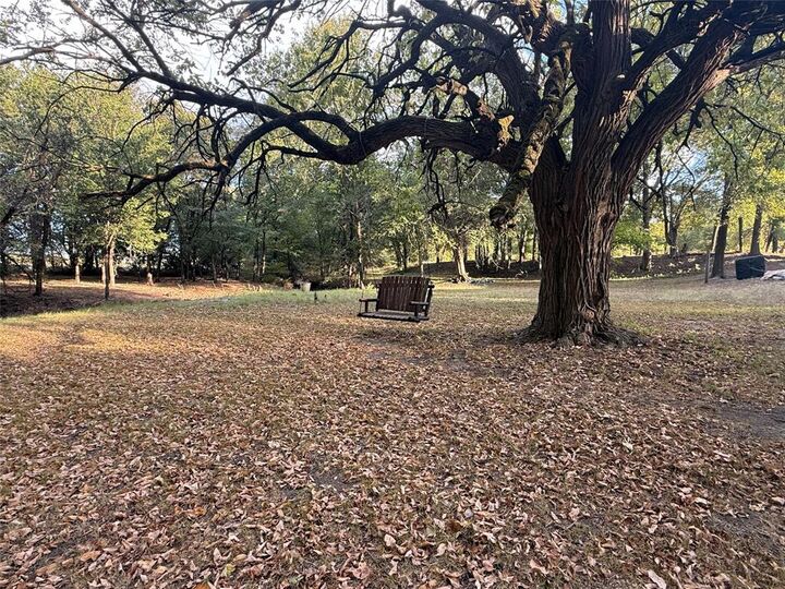 Property Photo: 288 County Road 4430 TX 75491