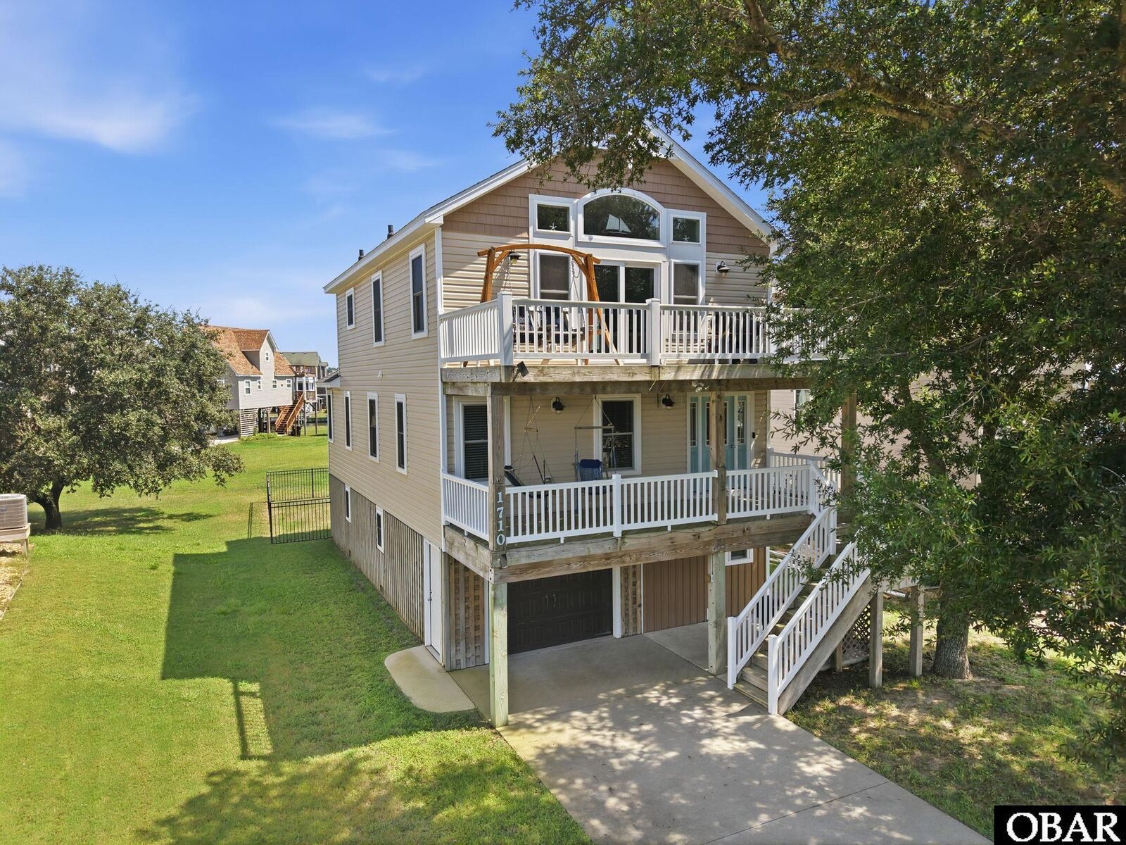 Property Photo: 1710 Harbour View Drive NC 27948