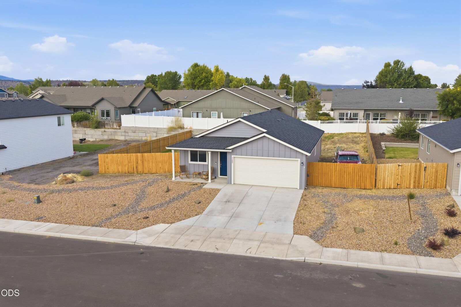 Property Photo:  1153 NE Cobbleridge Loop  OR 97754 