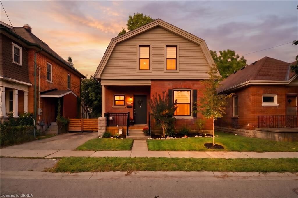 Property Photo: 14 Allenby Avenue ON N3S 1P8