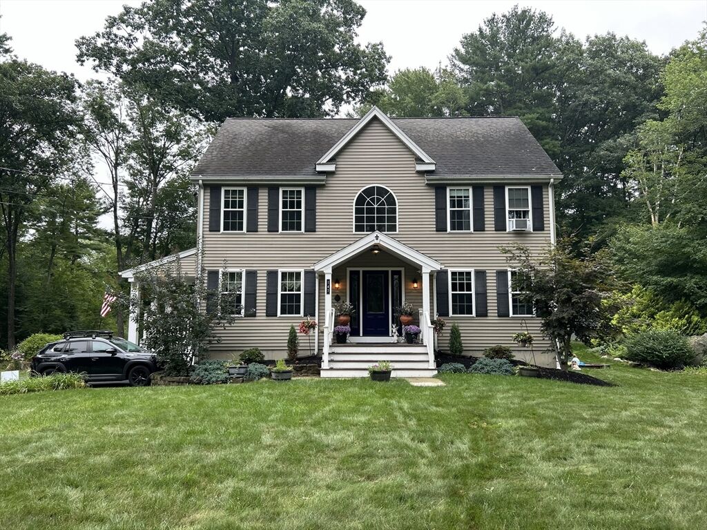 Property Photo:  147 Farm  MA 01504 