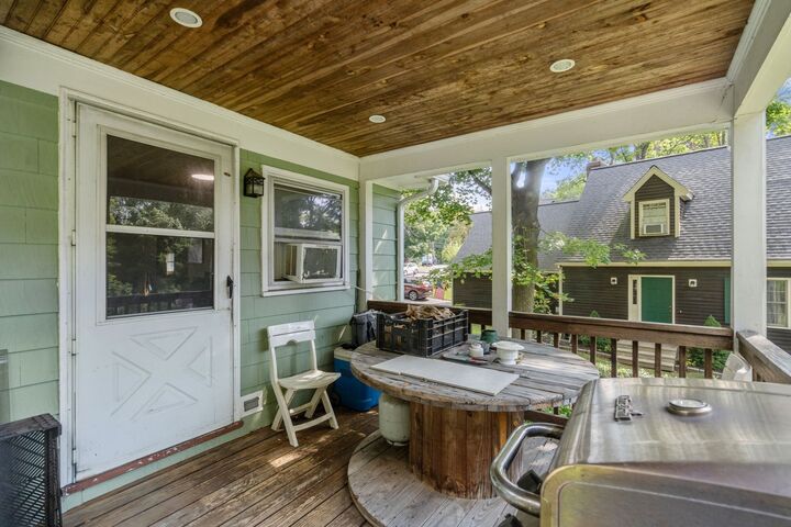 Property Photo:  10 Everett St  MA 01754 