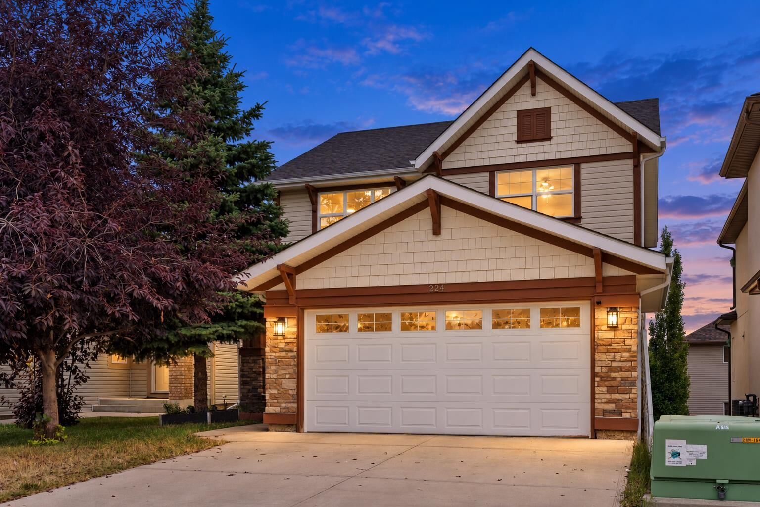 Property Photo:  224 Panamount View NW  AB T3K 6H8 