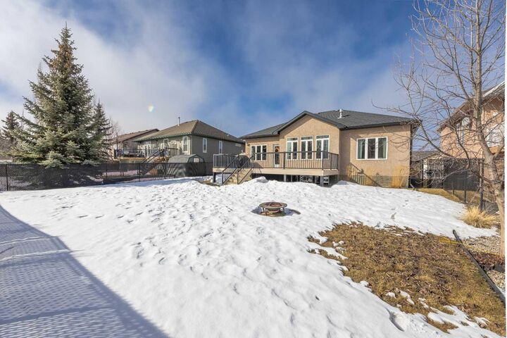 Property Photo:  5910 Park Meadows Crescent  AB T4H 1Y2 