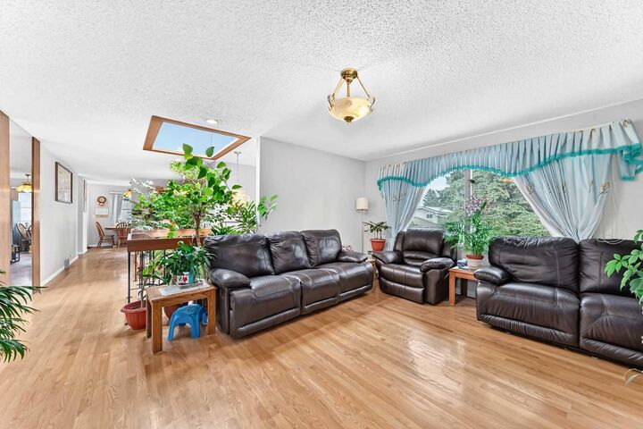 Property Photo: 3219 Palliser Drive SW AB T2V 1S2