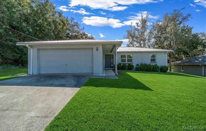 Property Photo:  795 S Rosemary Point  FL 34448 