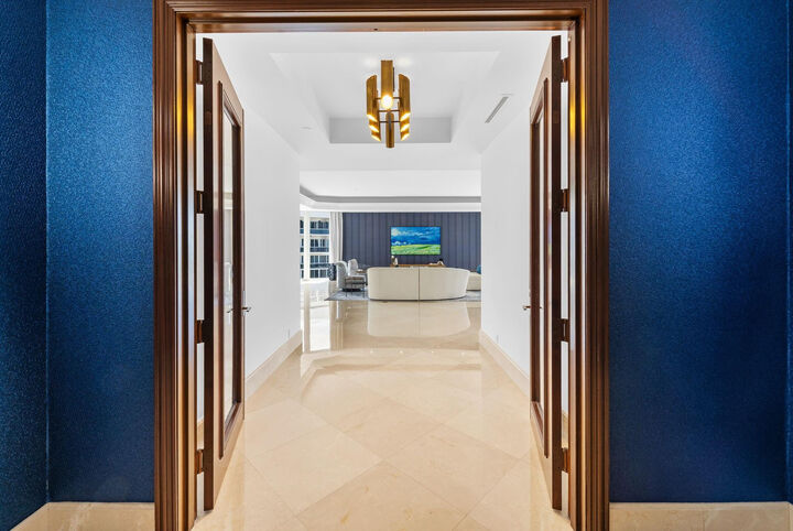 Property Photo:  3200 N Ocean Boulevard Ph2708  FL 33308 