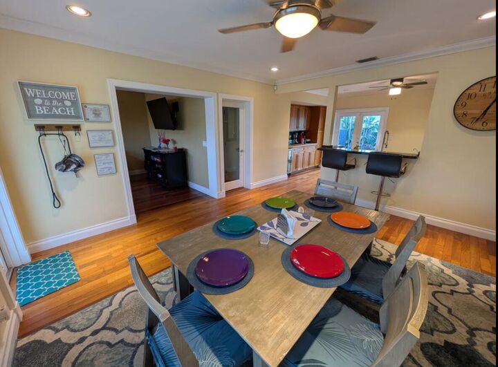 Property Photo:  1405 NE 14th Court  FL 33304 