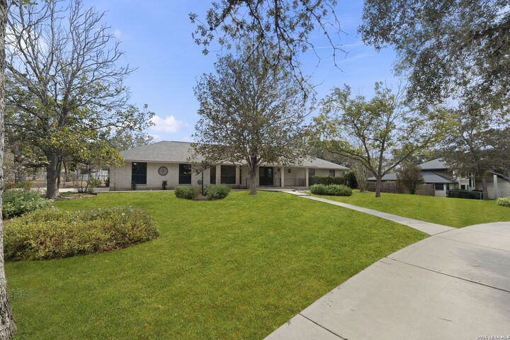 Property Photo:  360 Bear Ridge Dr  TX 78121 