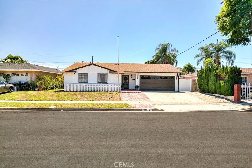 Property Photo:  11872 Shetland Road  CA 92840 