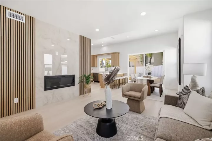 Property Photo:  4 Via Jacinto  CA 92688 