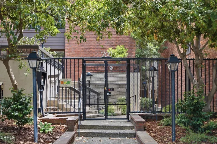 Property Photo:  700 S Lake Avenue 306  CA 91106 