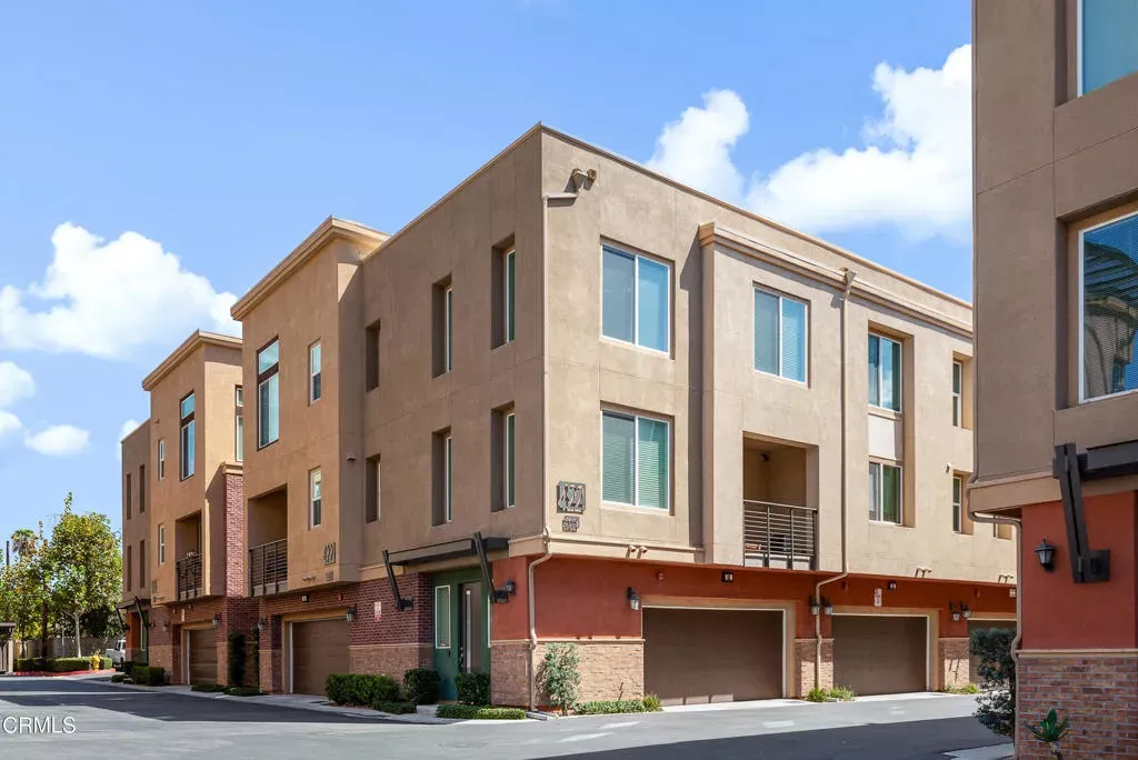 Property Photo: 422 W Route 66 55 CA 91740