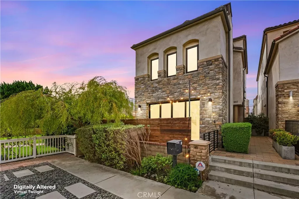 Property Photo:  1017 Delaware  CA 92648 