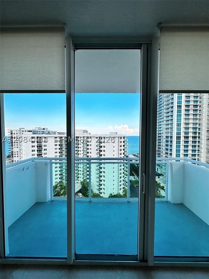 Property Photo: 3000 S Ocean Dr 1606 FL 33019