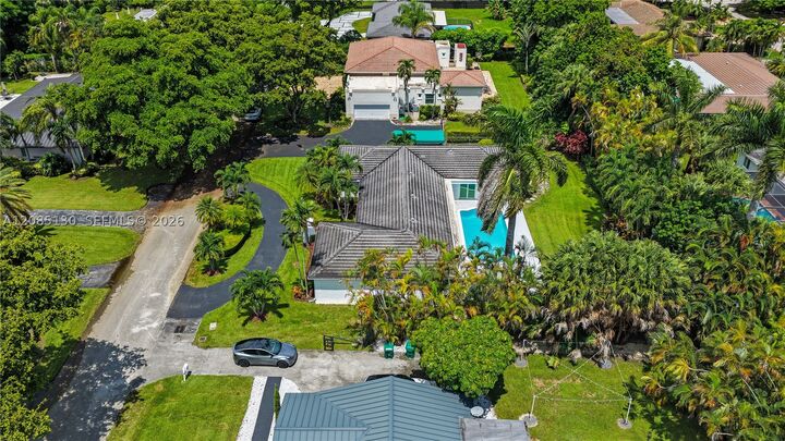 Property Photo: 15305 SW 78th Ct FL 33157