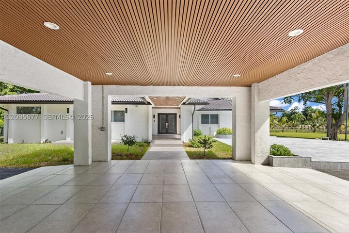 Property Photo: 3351 SW 132nd Ave FL 33027
