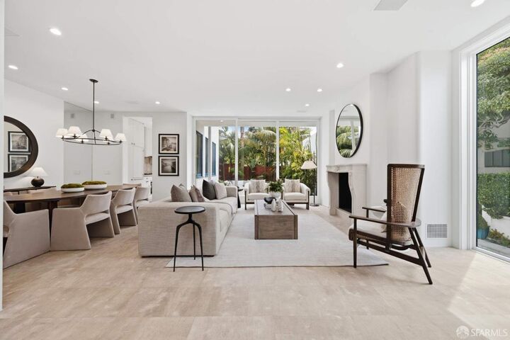 Property Photo:  1059 Vallejo Street  CA 94133 