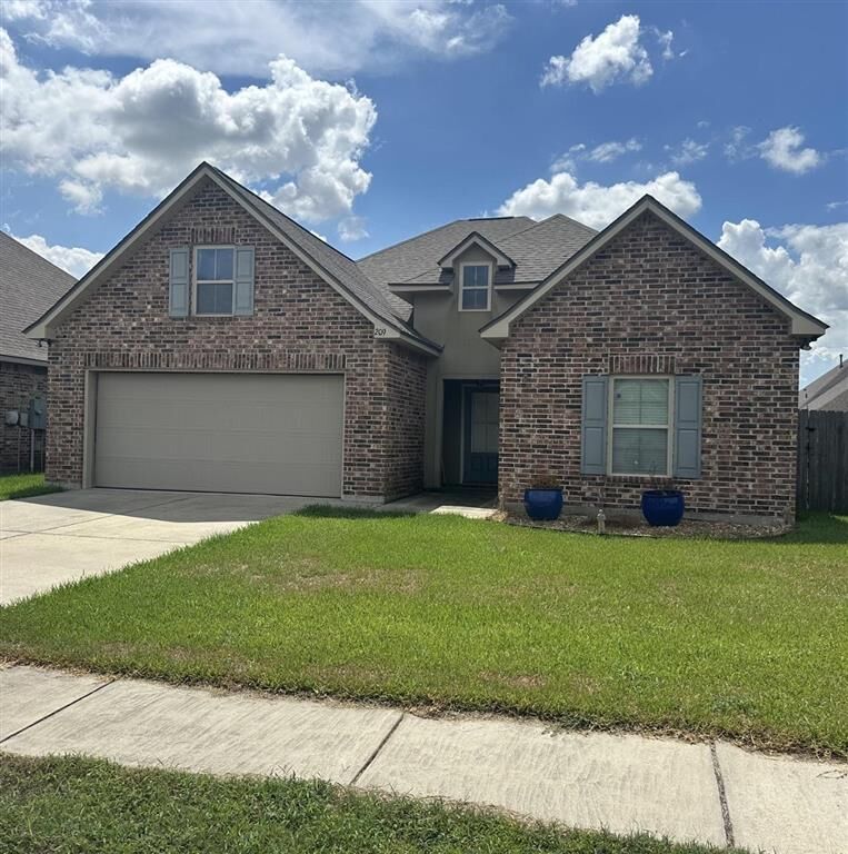Property Photo:  209 Madison Crossing Drive  LA 70665 