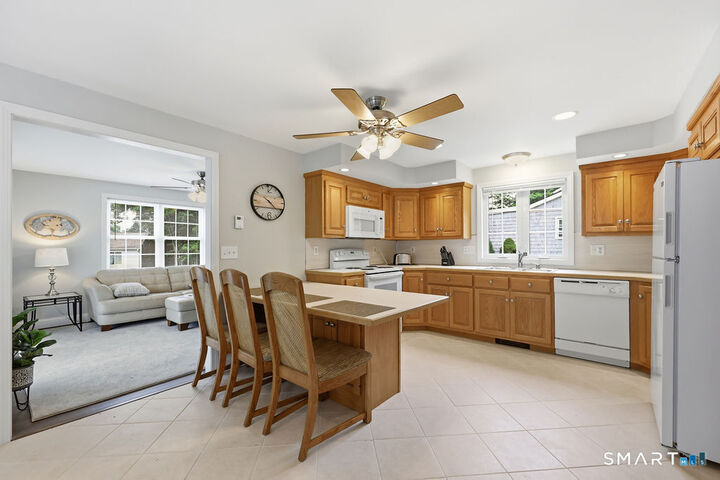 Property Photo:  28 Tennyson Road  CT 06424 
