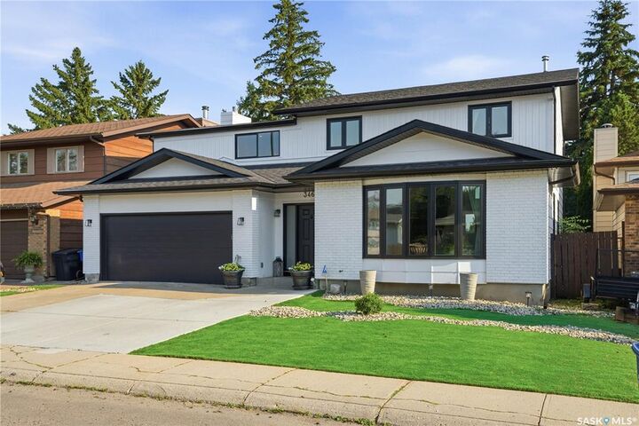 Property Photo: 346 Wakaw Crescent SK S7J 4E2