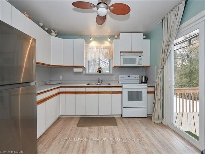Property Photo: 53 Lindale Avenue ON L9M 0J2