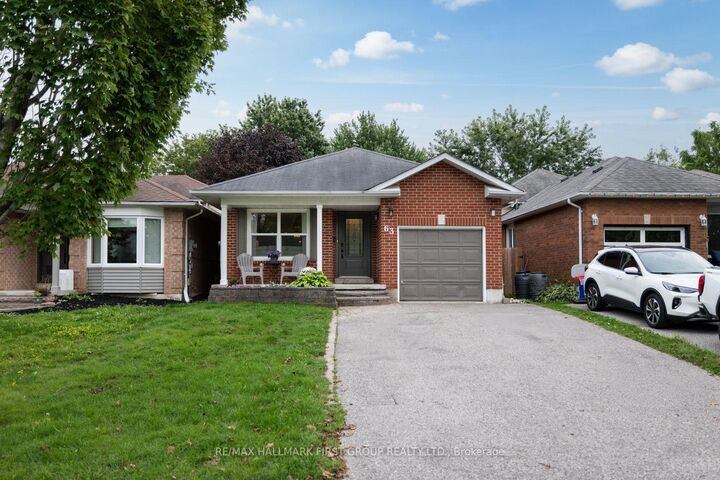 Property Photo:  63 Hart Boulevard  ON L1B 1E4 
