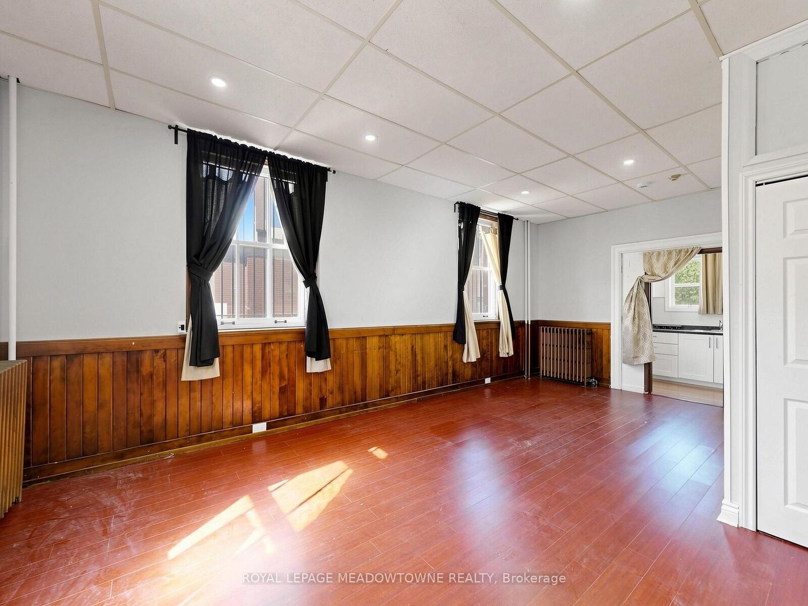 Property Photo: 70 Mill Street 7 ON L7G 2C9