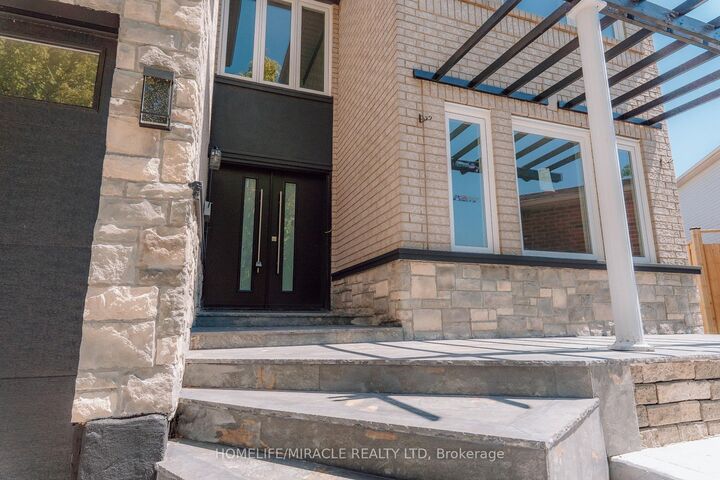 Property Photo:  20 Wade Green N/A  ON N1T 1W4 