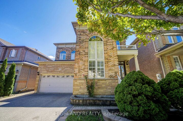 Property Photo:  39 Shadetree Crescent  ON L4H 1Y3 